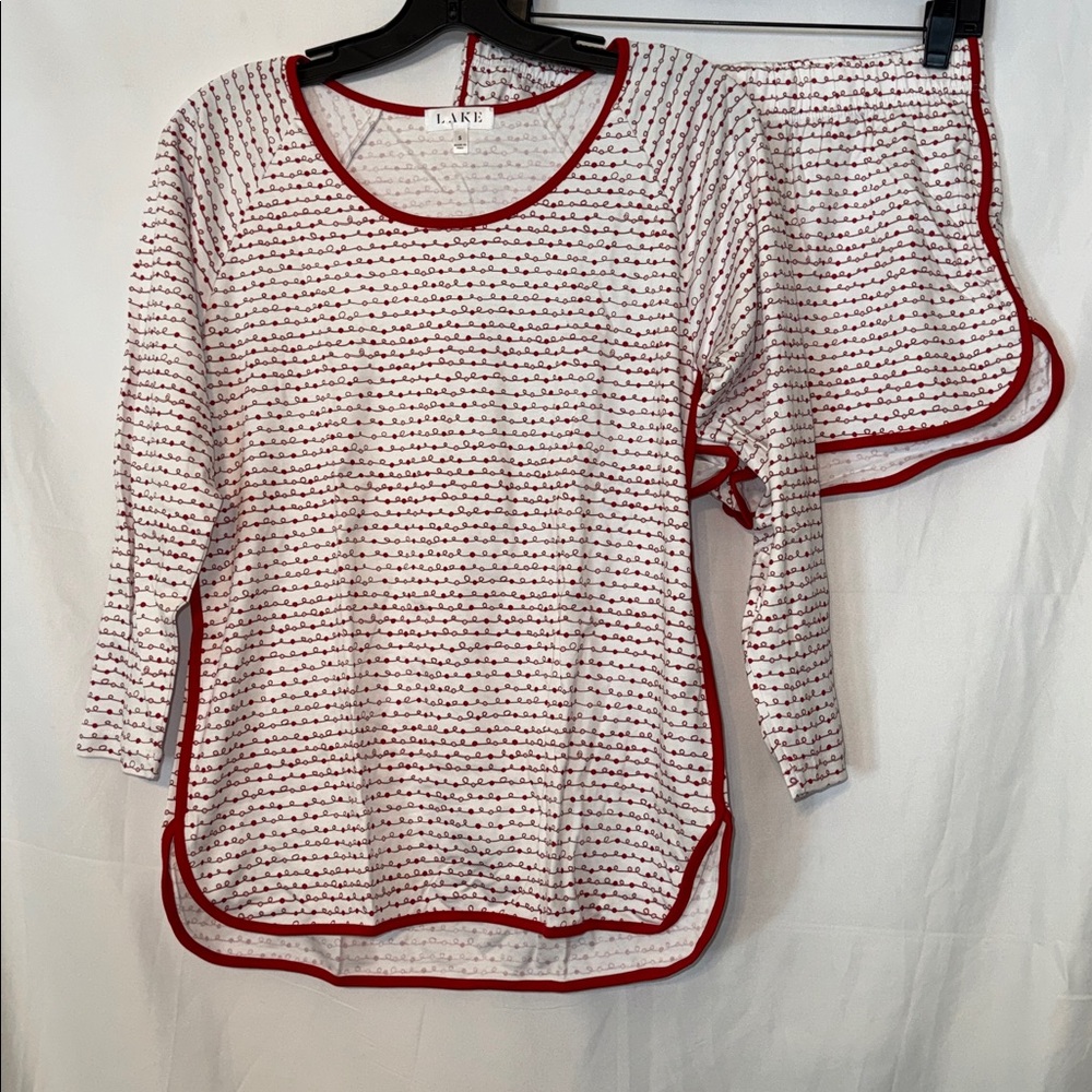 Lake Pima Long-Short Set in Classic Red Garland